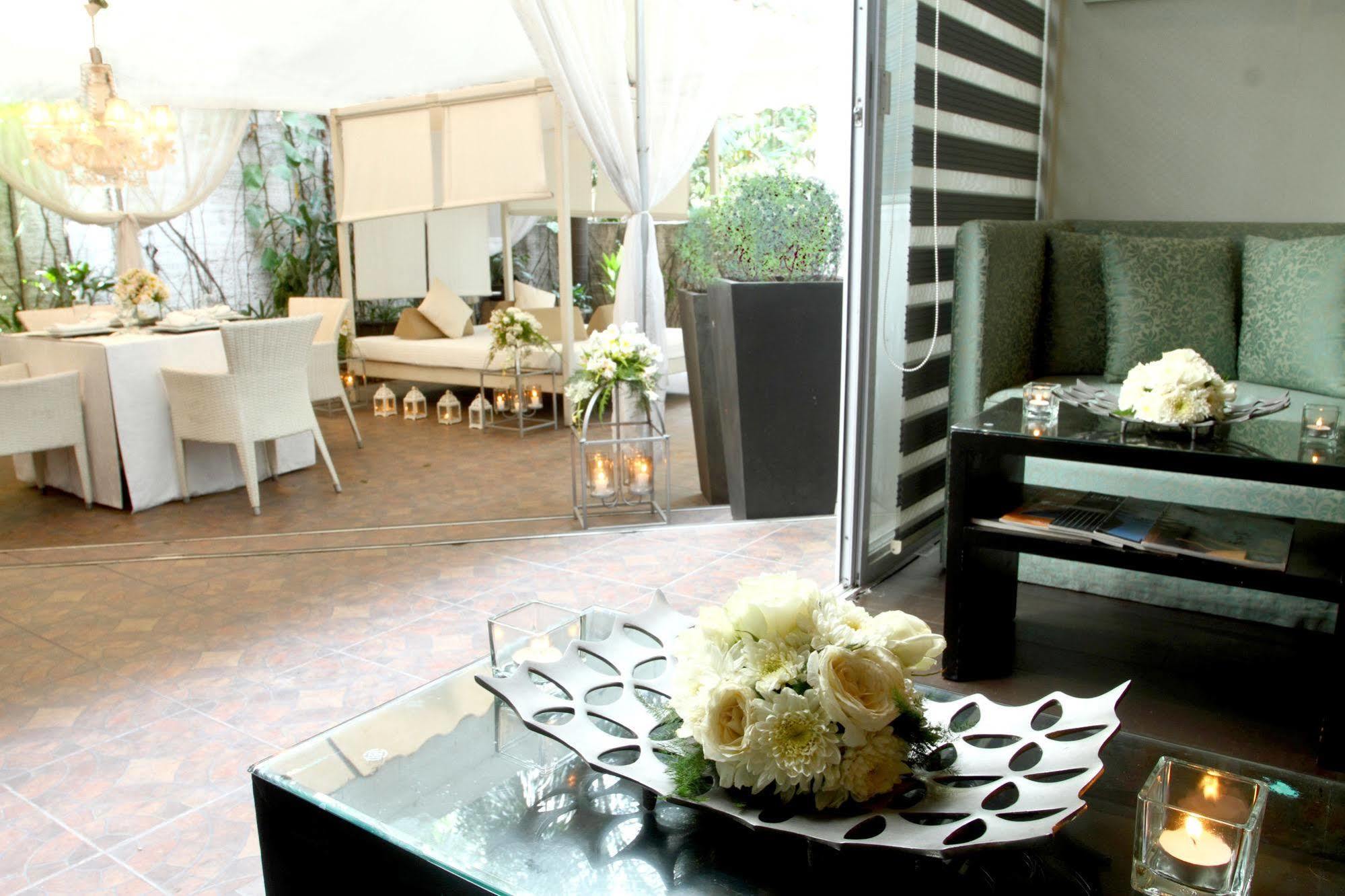 The Sulo Riviera Hotel Quezon City Εξωτερικό φωτογραφία