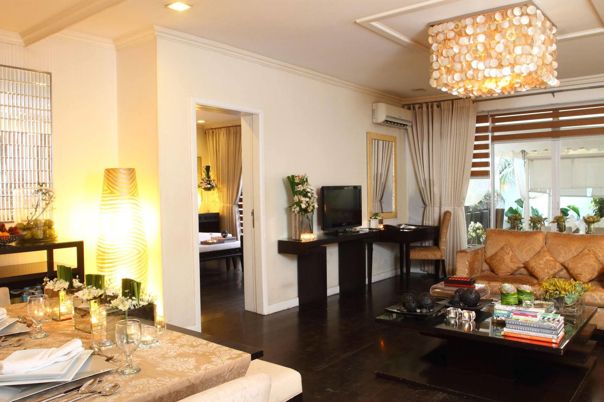 The Sulo Riviera Hotel Quezon City Εξωτερικό φωτογραφία